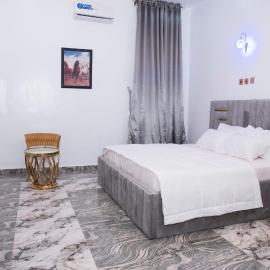 White Angel Hotel Kubwa，位于Kubwa的酒店