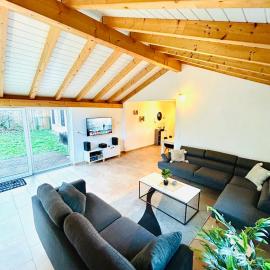 Appartement duplex spacieux，位于弗勒里耶的酒店
