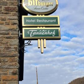 Hotel-Restaurant Tannenhof，位于Ahrbrück的酒店