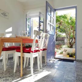 Apartment Rubus - Stivan, Cres - 900 m to Merascica beach，位于Štivan的酒店