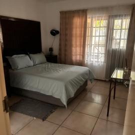 49 Bela-Bela Pendleberry Grove Holiday Unit 49，位于沃姆巴斯的酒店