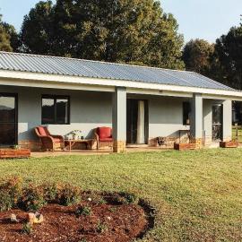 Peter's Gate Farm Cottage，位于Lidgetton的酒店