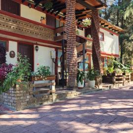 La Villafranca del Cid，位于Zitácuaro的酒店