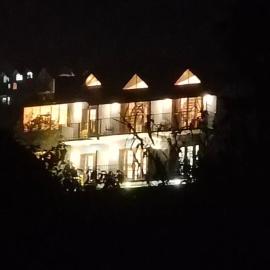 The Blues Chalet，位于努沃勒埃利耶的酒店