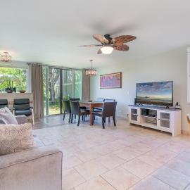 Plumeria Tree Hale - Golf Course View - Sleeps 4，位于卡胡库的酒店