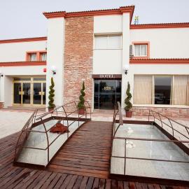 Hotel Insula Barataria，位于阿尔卡扎德三涓的酒店