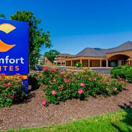 Comfort Suites Chesapeake - Norfolk，位于切萨皮克的酒店