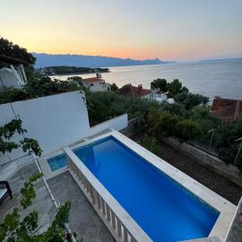 Apartments Villa Suzana Including Private Pool，位于塞尔察的酒店