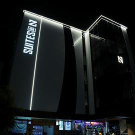 SuitesatN
