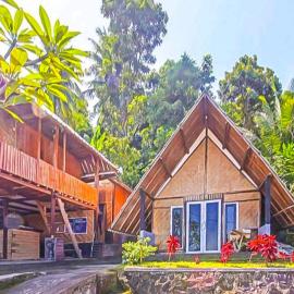 Rejeng Bungalow Near Gangga Waterfall Lombok，位于Luk的酒店
