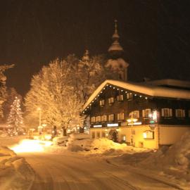Hotel Gasthof Markterwirt，位于阿尔滕马克特蓬高的酒店