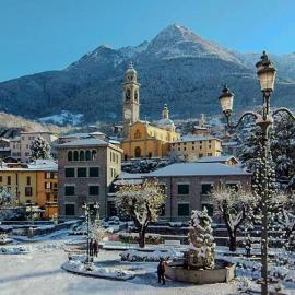 Appartamenti Edolo - A 20 minuti da Ponte di Legno e Aprica，位于埃多洛的酒店