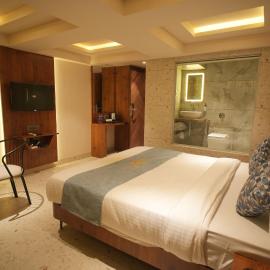 Sky Executive Rooms，位于Nale Sopāra的酒店