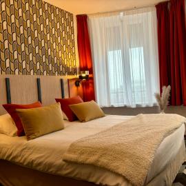 Ambassadeur Hotel - Cherbourg Port de Plaisance，位于瑟堡的酒店
