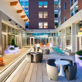 Aloft by Marriott Syracuse Inner Harbor，位于锡拉丘兹的酒店