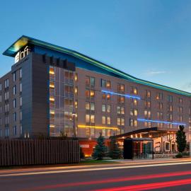 Aloft by Marriott Vaughan Mills，位于沃恩的酒店