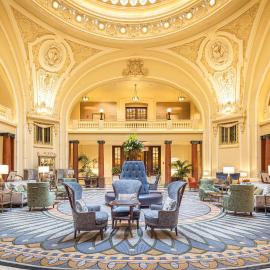 The Battle House Renaissance Mobile Hotel & Spa，位于莫比尔的酒店