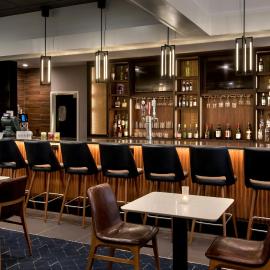 Courtyard by Marriott New Carrollton Landover,位于兰德欧弗的酒店