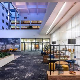 Courtyard by Marriott Prague Airport，位于布拉格的酒店