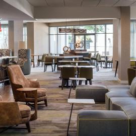Courtyard by Marriott Richmond Berkeley，位于里士满的酒店