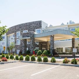 Courtyard by Marriott Philadelphia Springfield，位于斯普林菲尔德的酒店