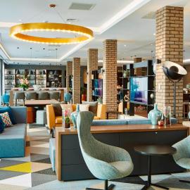 Courtyard by Marriott Oxford South，位于阿宾登的酒店
