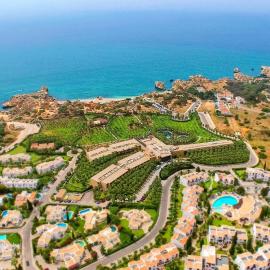 Kimpton Atlantico Algarve by IHG，位于阿尔布费拉的酒店