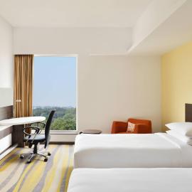 Fairfield by Marriott Ahmedabad，位于艾哈迈达巴德的酒店