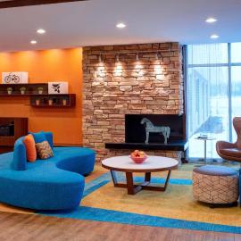 Fairfield Inn & Suites By Marriott Ann Arbor Ypsilanti，位于伊普西兰蒂的酒店