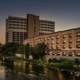 Courtyard by Marriott Reno Downtown/Riverfront，位于里诺的酒店
