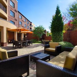 Courtyard Blacksburg,位于布莱克斯堡的酒店
