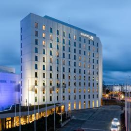 Courtyard Tampere City,位于坦佩雷的酒店