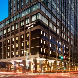 Courtyard by Marriott Tokyo Station，位于东京的酒店