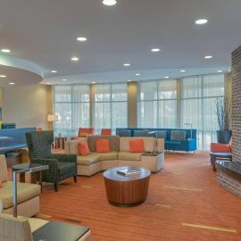 Courtyard by Marriott Salisbury，位于索尔兹伯里的酒店