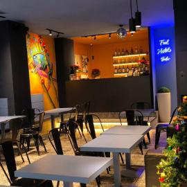 Feel Hostels Soho Malaga，位于马拉加的酒店
