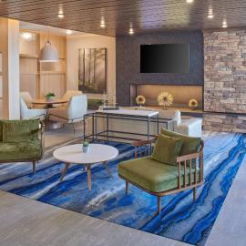 Fairfield Inn & Suites by Marriott Louisville Jeffersonville，位于杰斐逊维尔的酒店