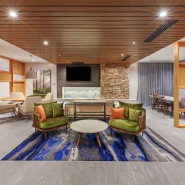Fairfield Inn & Suites by Marriott Tulsa Catoosa，位于卡图萨的酒店