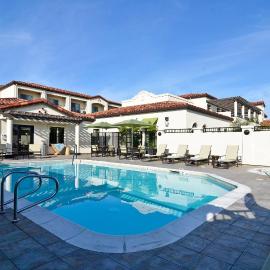 Fairfield Inn & Suites Santa Cruz - Capitola，位于卡皮托拉的酒店