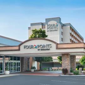Four Points by Sheraton Chicago O'Hare，位于席勒公园的酒店