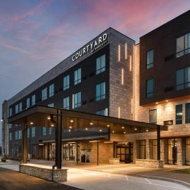 Courtyard by Marriott Jefferson City,位于杰斐逊城的酒店