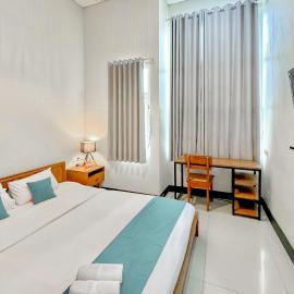 MYHOME Blora Mitra RedDoorz,位于Kamolan的酒店