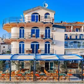 El Mar Hotel，位于巴尔的酒店
