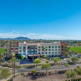 Holiday Inn Express & Suites - Gilbert - Mesa Gateway Airport，位于吉尔伯特的酒店