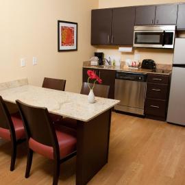 TownePlace Suites by Marriott Lake Jackson Clute，位于Clute的酒店