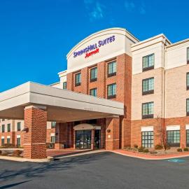 SpringHill Suites Prince Frederick，位于Prince Frederick的酒店