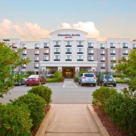 SpringHill Suites Pittsburgh Mills，位于塔伦特姆的酒店