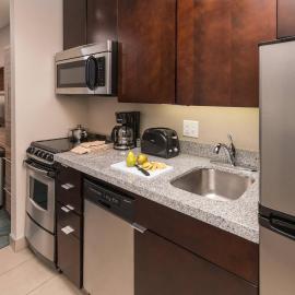 TownePlace Suites by Marriott Chicago Schaumburg，位于绍姆堡的酒店
