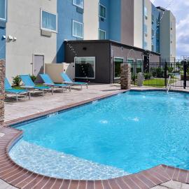 TownePlace Suites by Marriott Laplace,位于拉普拉斯的酒店