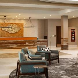 Towneplace Suites By Marriott Louisville Northeast，位于路易斯威尔的酒店