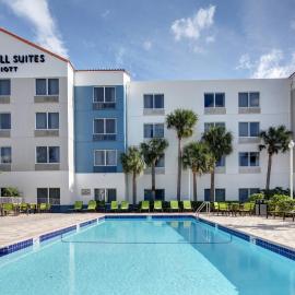 SpringHill Suites Port Saint Lucie,位于圣露西港的酒店